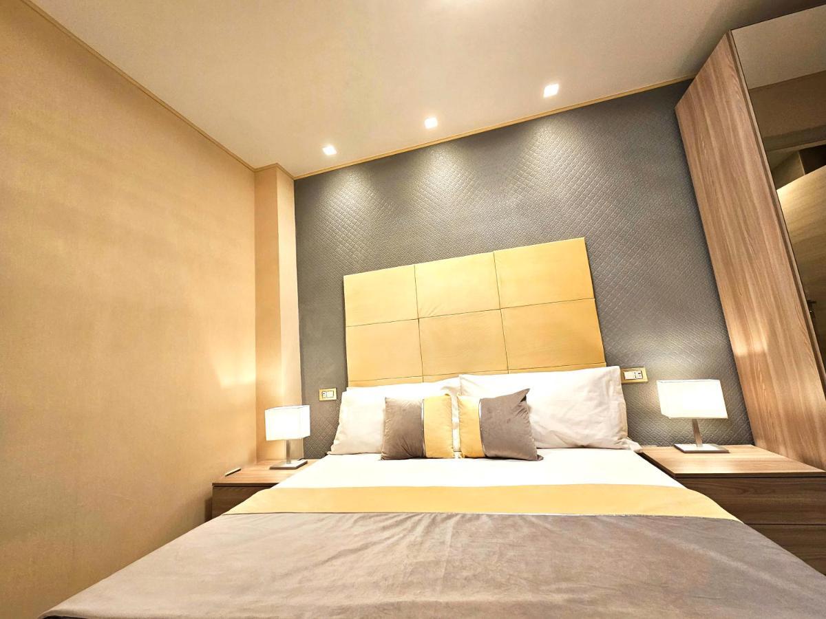 Astoria Supreme - Modern Boutique Suites Lecce Exterior foto