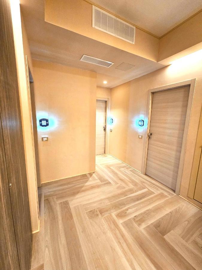 Astoria Supreme - Modern Boutique Suites Lecce Exterior foto