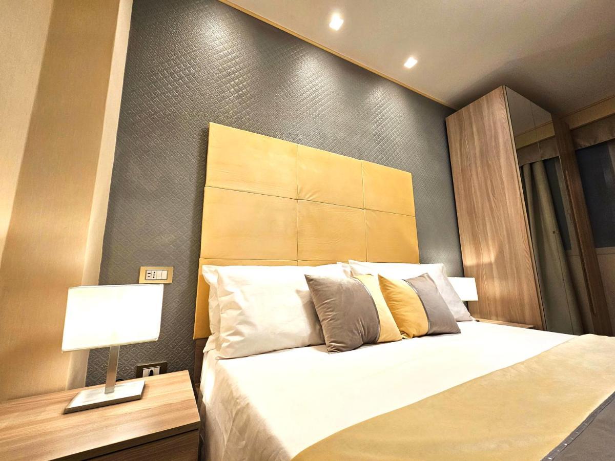 Astoria Supreme - Modern Boutique Suites Lecce Exterior foto